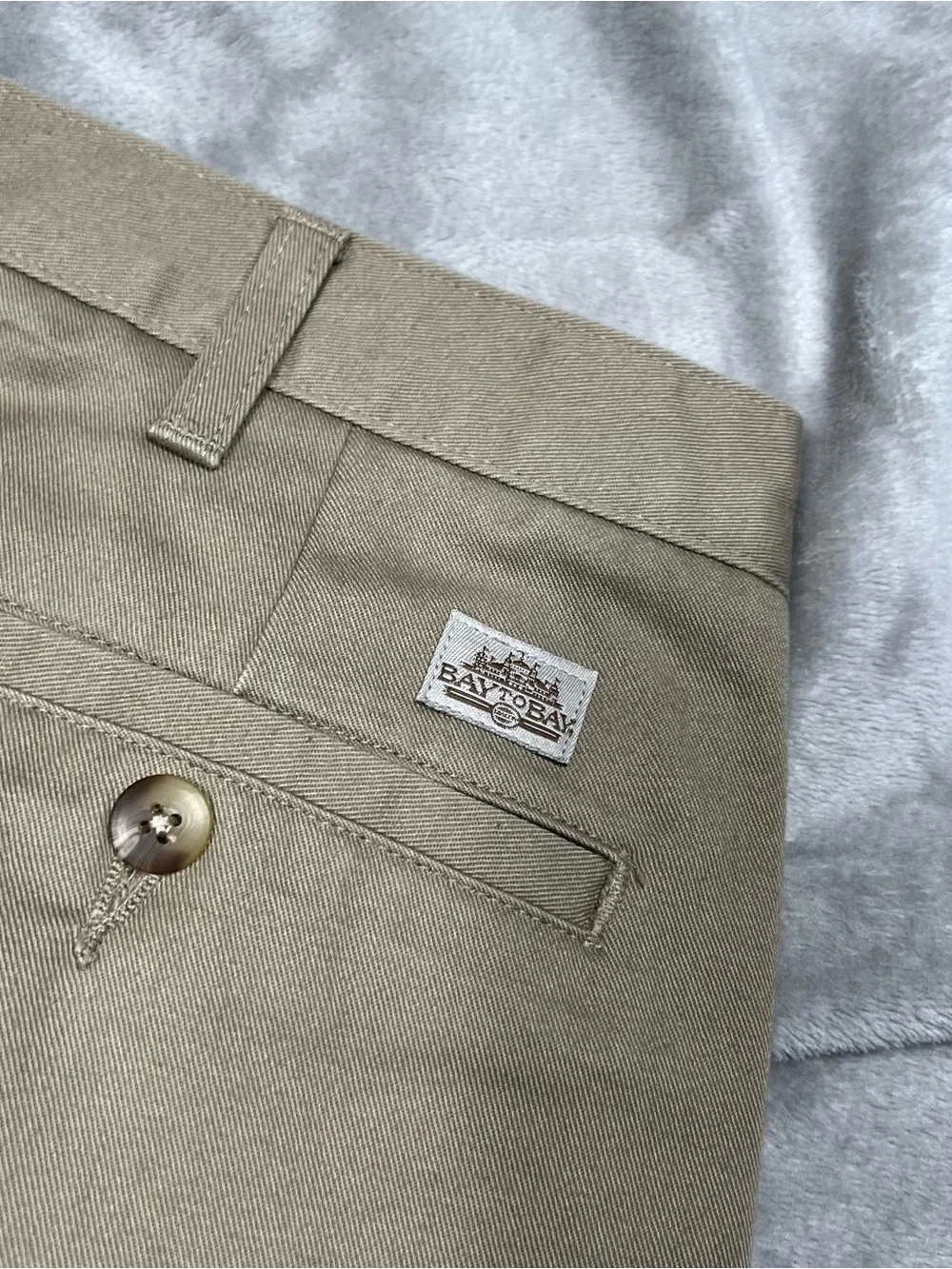 Vintage 90s Double Pleated Baggy Pants Mens 33x31 Khaki Preppy Chino Bay to Bay